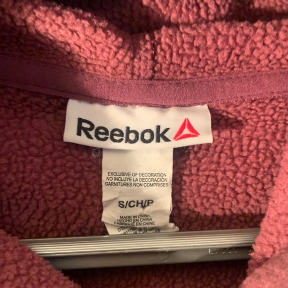 Reebok - Men’s Burgundy Hooded Sweater - Picture 4 of 6